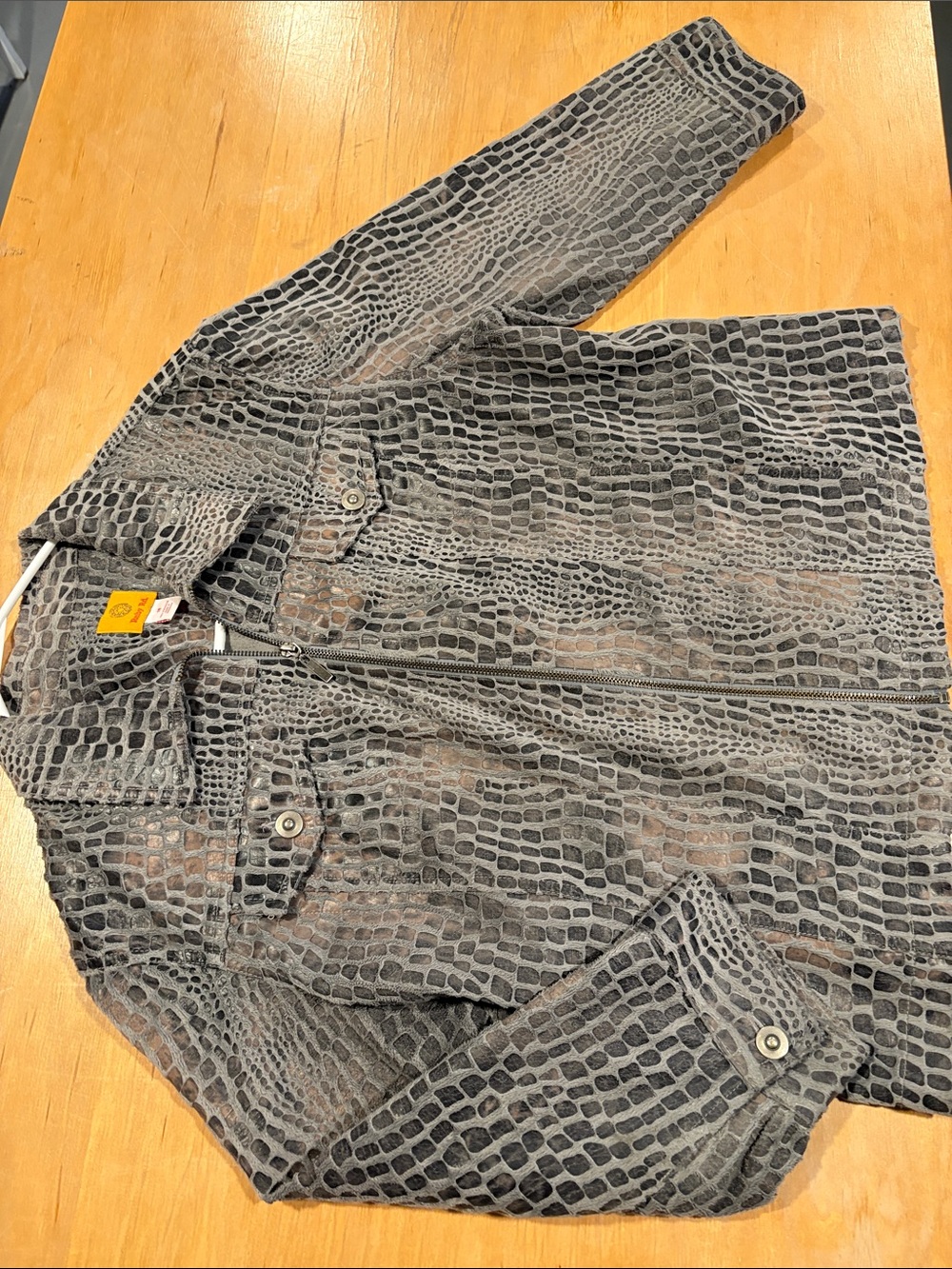 Ruby Rd. ~ Women's Charcoal Gray Croc-Embossed Zip Jacket / Blazer
